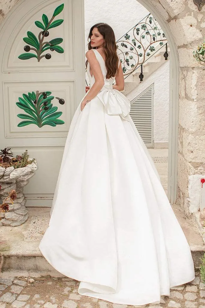 Coffee White Wedding Dress