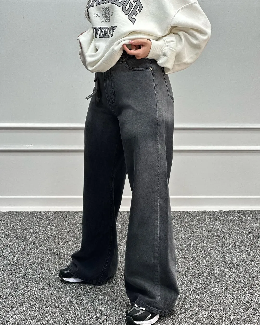 J # 01 Chakoor Wide Leg Jeans For Woman